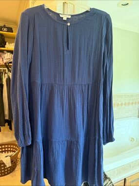 beachlunchlounge Navy Long-Sleeve Tiered Dress